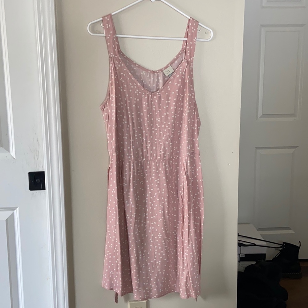 A New Day pink Polka dot dress with front tie. Size Large